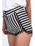 Gestreifte Shorts mit Pompons, Creme und Schwarz 20395 – Online-Shop – Boutique